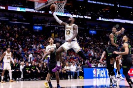 LeBron James Dẫn Đầu Lakers Đánh Bại Pelicans, Hướng Đến Play-in Tournamen